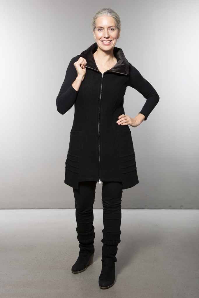 Weste aus Merinowolle | Modell Nicla (Black, S)